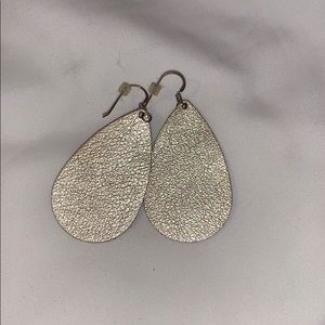 Lightweight leather earrings